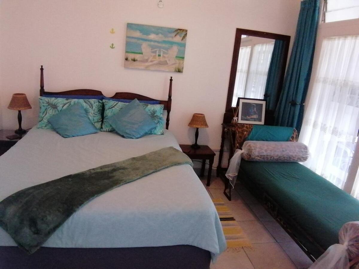 Edensands Apartment